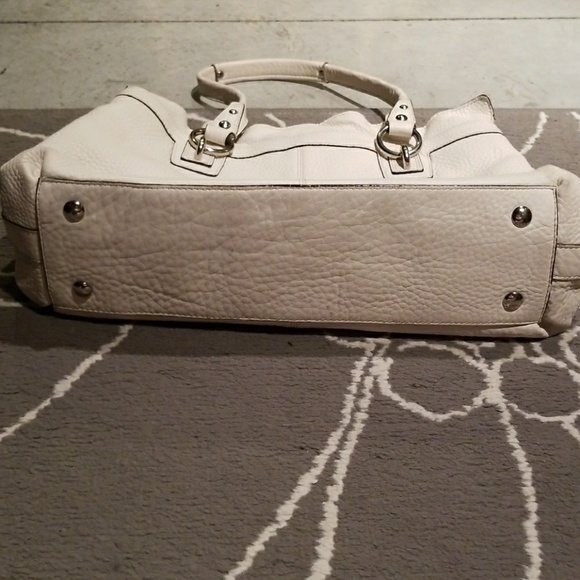 Coach purse - Picture 4 of 7